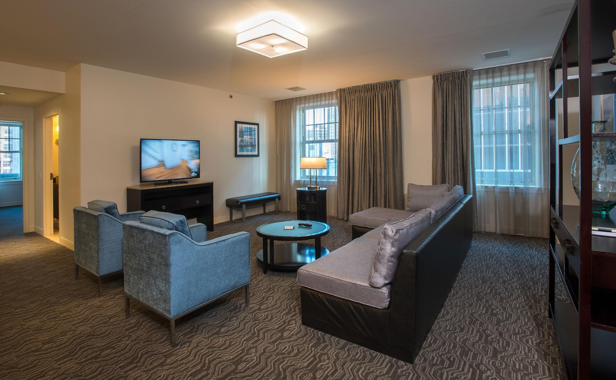 Doubletree Suites By Hilton Hotel Detroit Downtown - Fort Shelby Ngoại thất bức ảnh