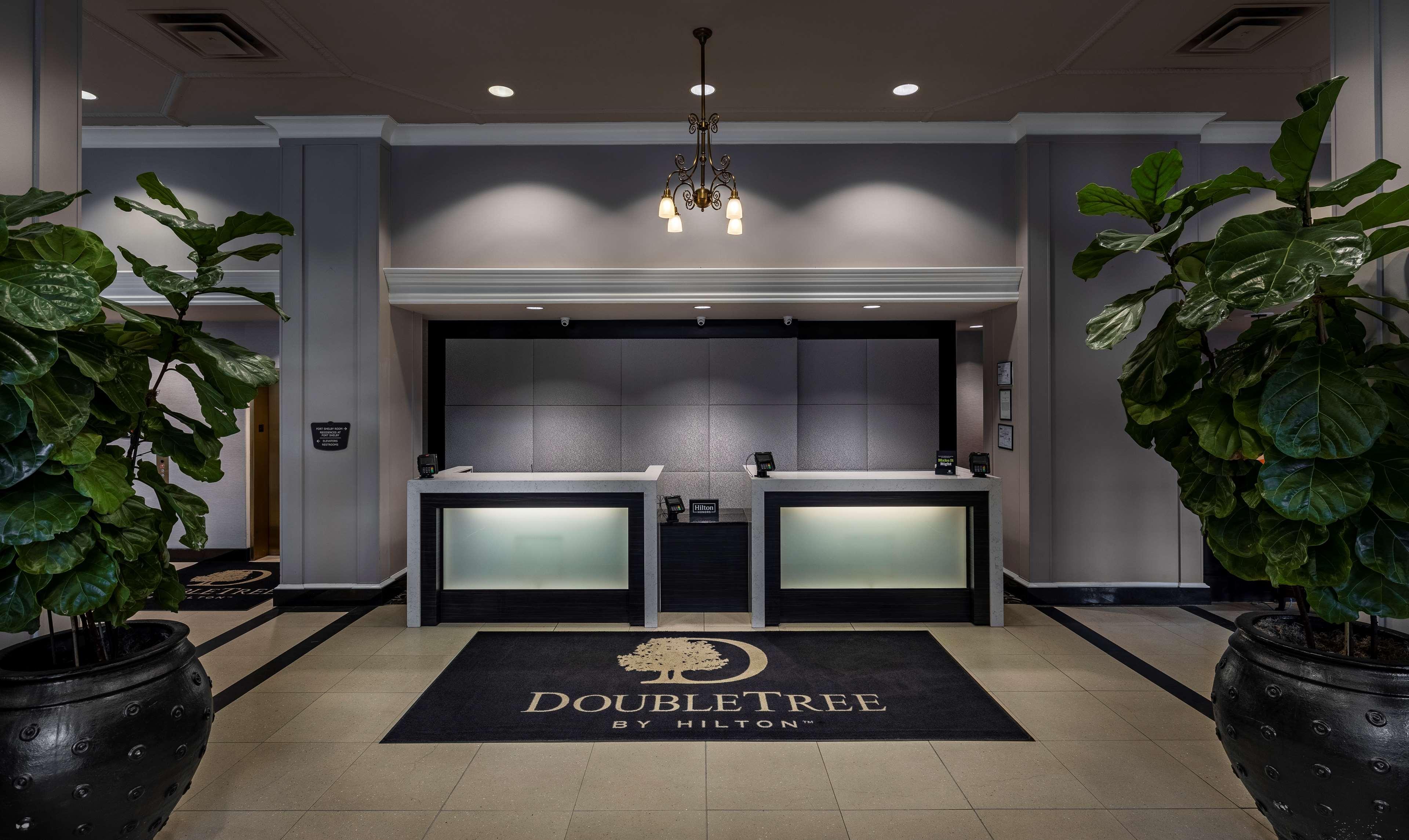 Doubletree Suites By Hilton Hotel Detroit Downtown - Fort Shelby Ngoại thất bức ảnh