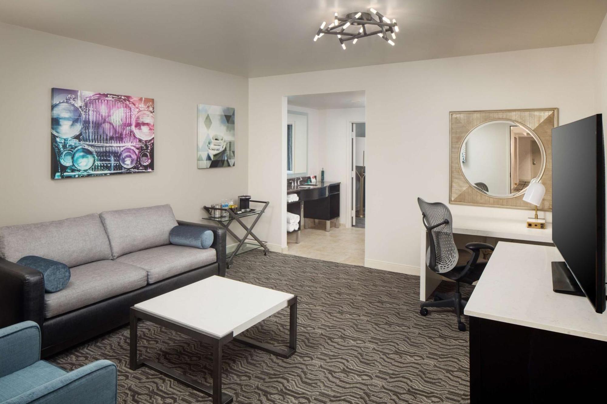 Doubletree Suites By Hilton Hotel Detroit Downtown - Fort Shelby Ngoại thất bức ảnh