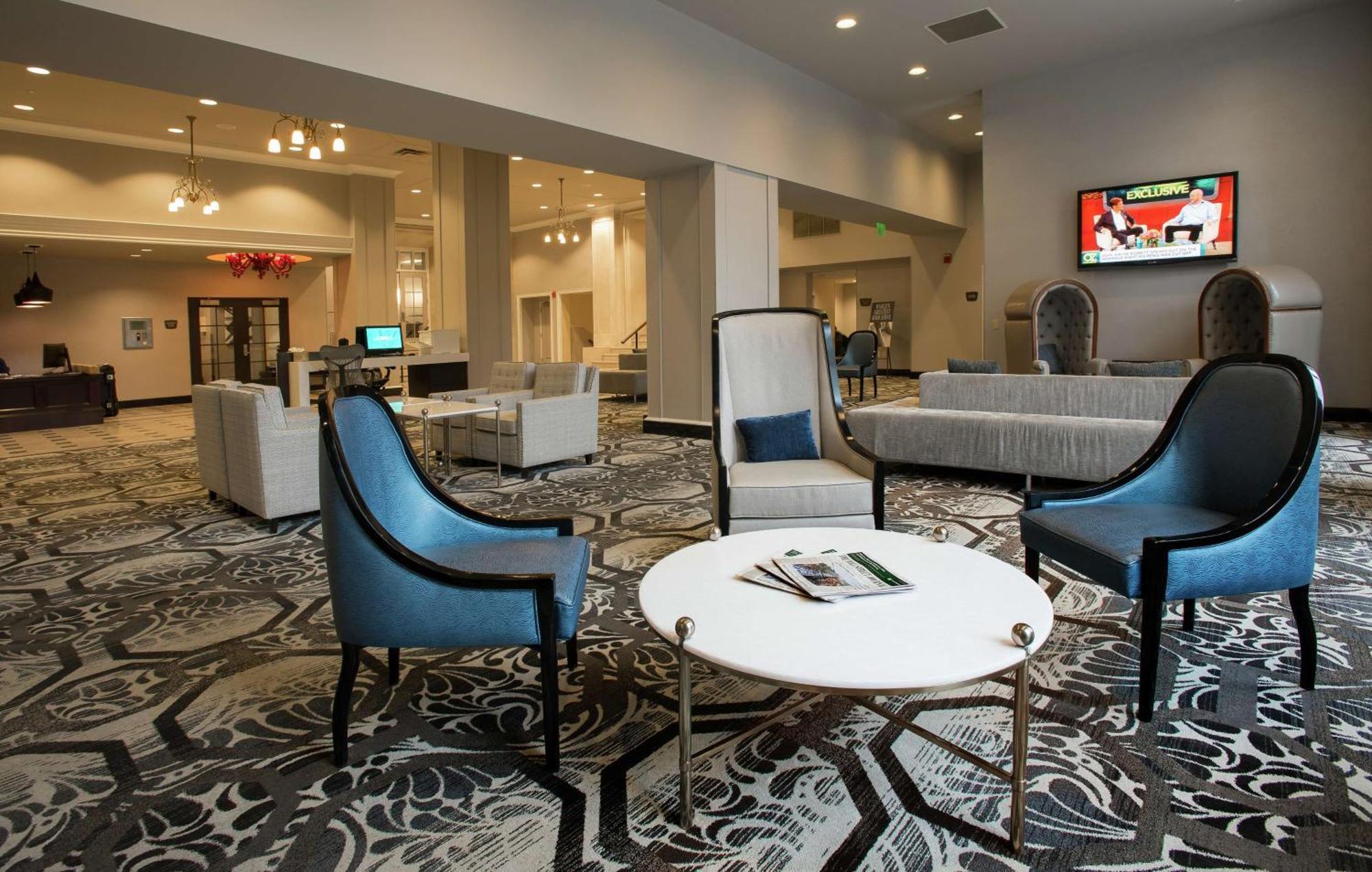Doubletree Suites By Hilton Hotel Detroit Downtown - Fort Shelby Ngoại thất bức ảnh
