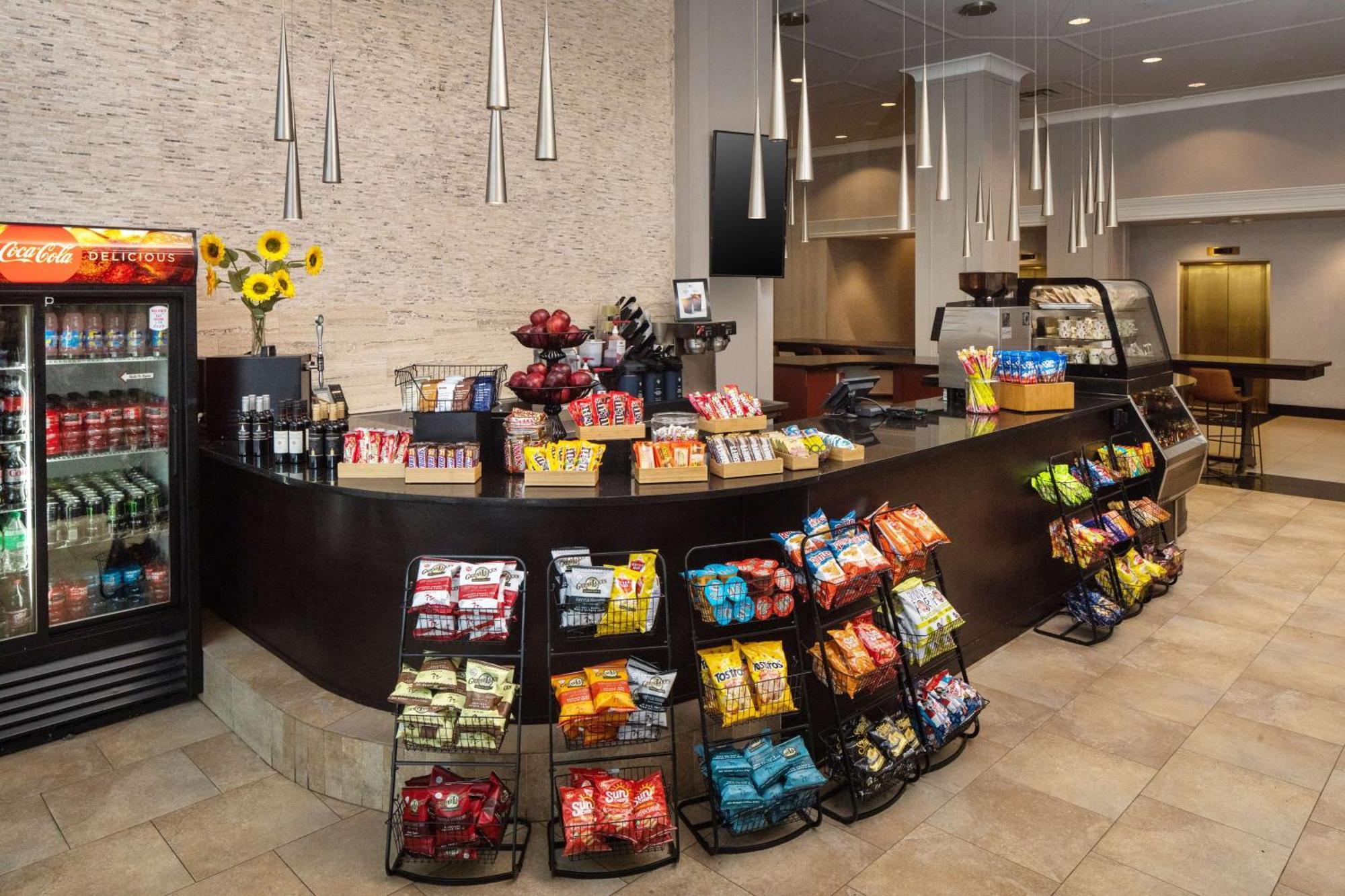 Doubletree Suites By Hilton Hotel Detroit Downtown - Fort Shelby Ngoại thất bức ảnh